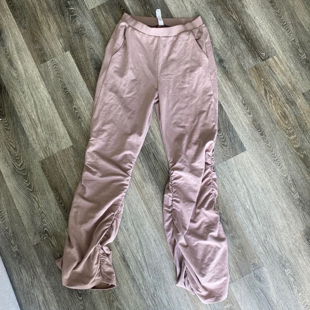 Alo Yoga Women's Dusty Rose Muse Ribbed Sweatpants Size Small